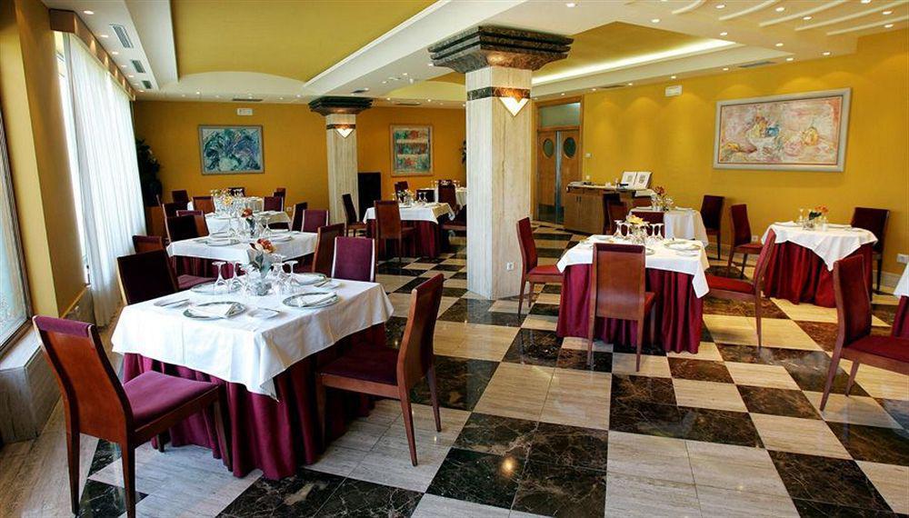 Hotel Alda Rio Tormes 3*